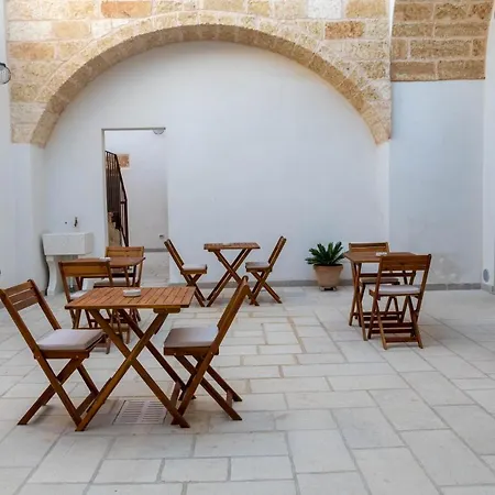 לינה וארוחת בוקר Dimora Zio Vito Patù