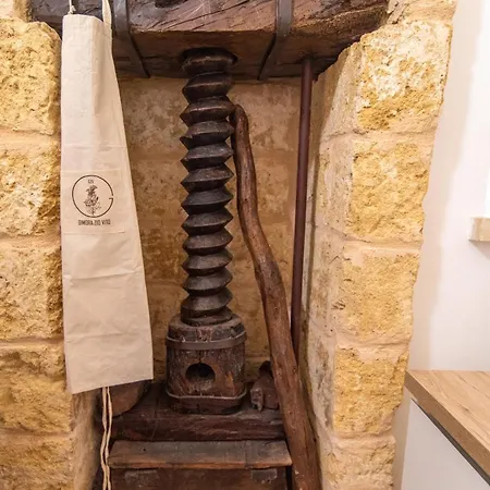 Dimora Zio Vito Bed and breakfast 3*