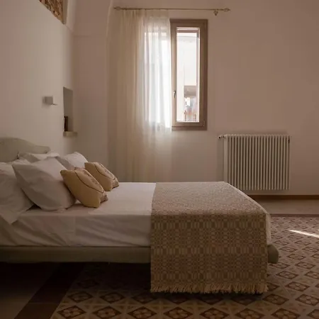 Dimora Zio Vito Bed & Breakfast