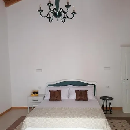 Bed & Breakfast Dimora Zio Vito *