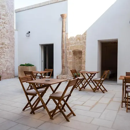 Bed & Breakfast Dimora Zio Vito *