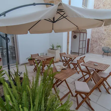 Bed & Breakfast Dimora Zio Vito Patù